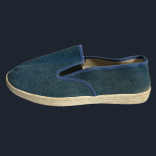 鑒別防靜電潔凈鞋品質(zhì)的方法有哪些？